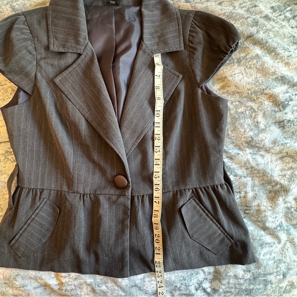 Guess Y2K Office Siren Cap Sleeve Blazer Sz L Gray Pinstripe Sexy 90s NO BELT - Picture 13 of 15